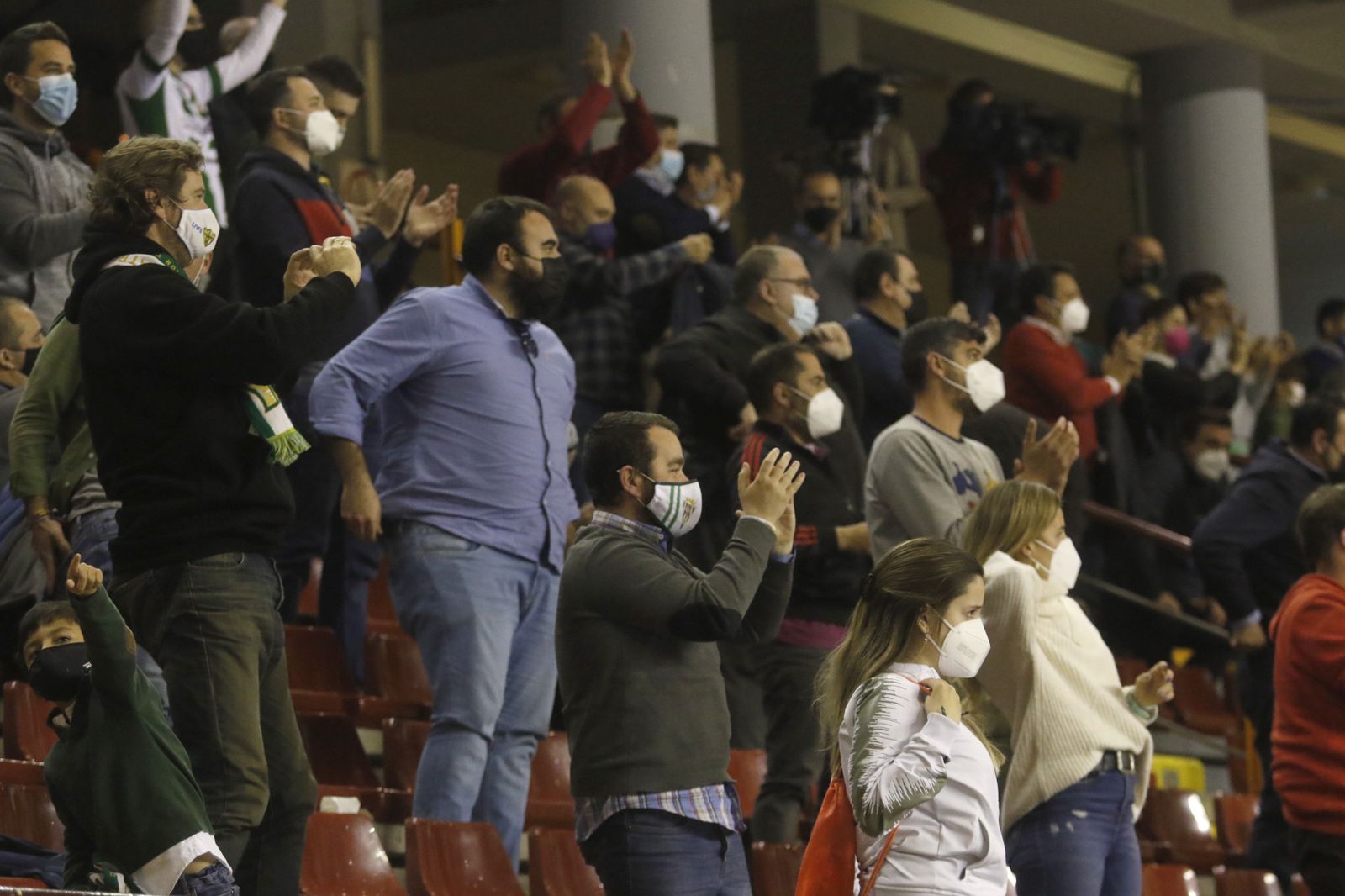 Fotografías: La victoria del Córdoba Futsal sobre el Peñíscola