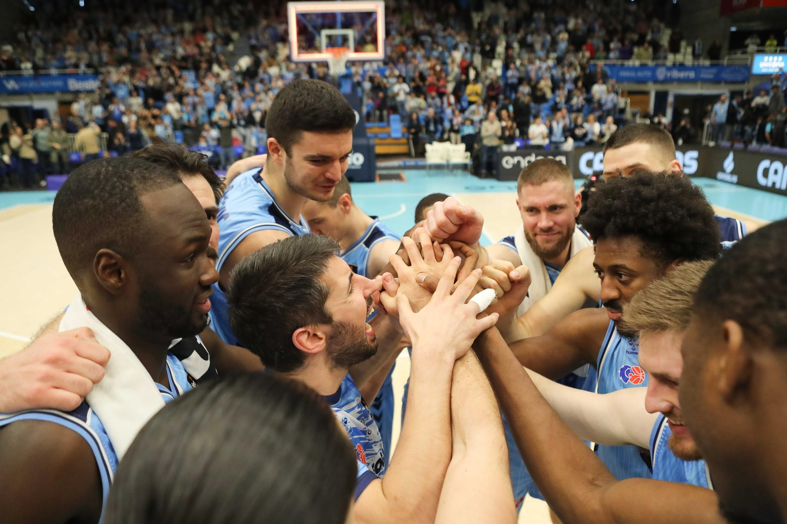 Francis Alonso se sale con 22 puntos ante un buen Melwin Pantzar; Nzosa coge vuelo