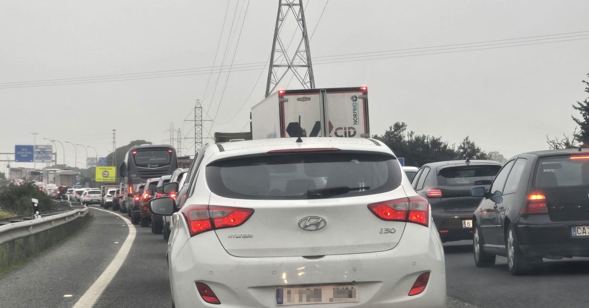 Importantes retenciones en la CA-35 de acceso a Cádiz: la DGT alerta por obras que están provocando tráfico lento