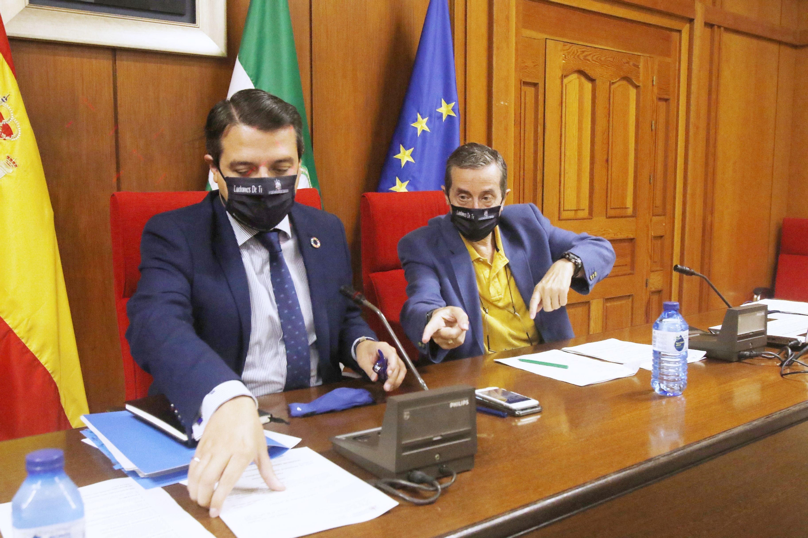 El alcalde, José María Bellido, durante la sesión plenaria.