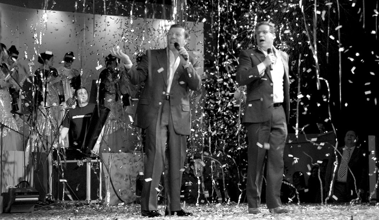 Los Morancos, el dúo humorístico formado por los hermanos César y Jorge Cadaval, pronunció el Pregón del Carnaval de San Fernando en el año 2007. Por entonces el acto se llevaba a cabo en el auditorio del parque Almirante Laulhé