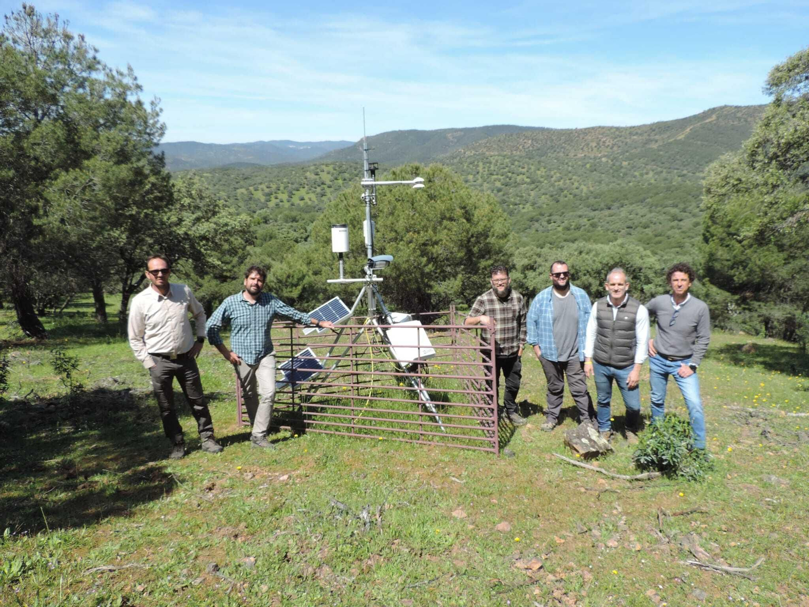 Rafael Martínez en su visita a la estación del Observatorio de Cambio Global del Bosque Mediterráneo.