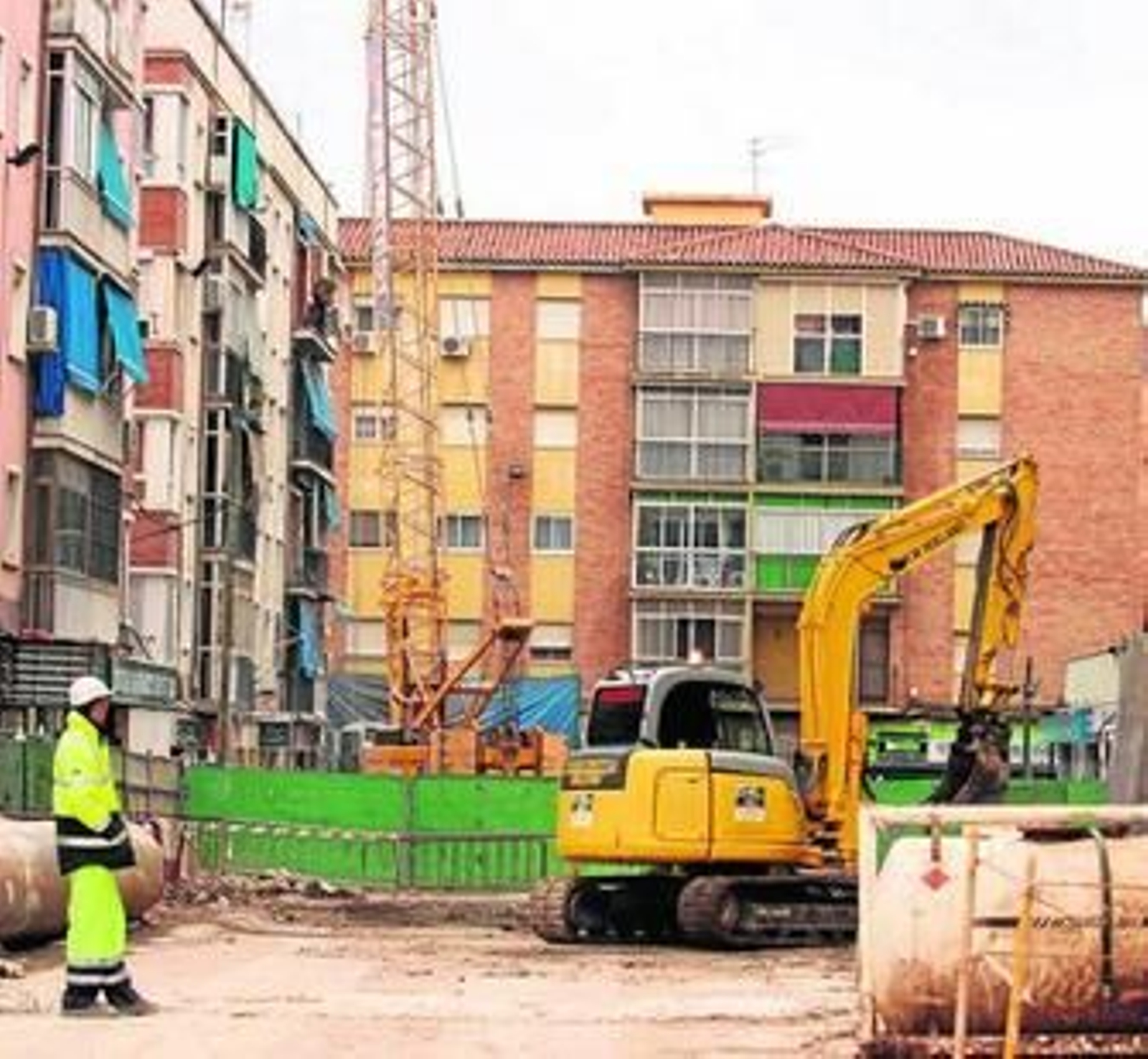 Obras del Metro en la calle Santa Marta.