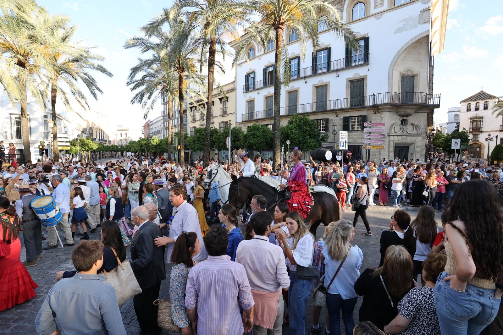 Llegada de la Hermandad del Rocío de Jerez a Santo Domingo