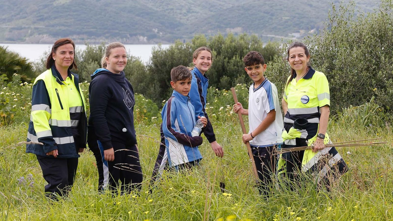 Fotografías de la plantación del programa 'Reverdece' de Acerinox Fotografías de la plantación del programa 'Reverdece' de Acerinox
