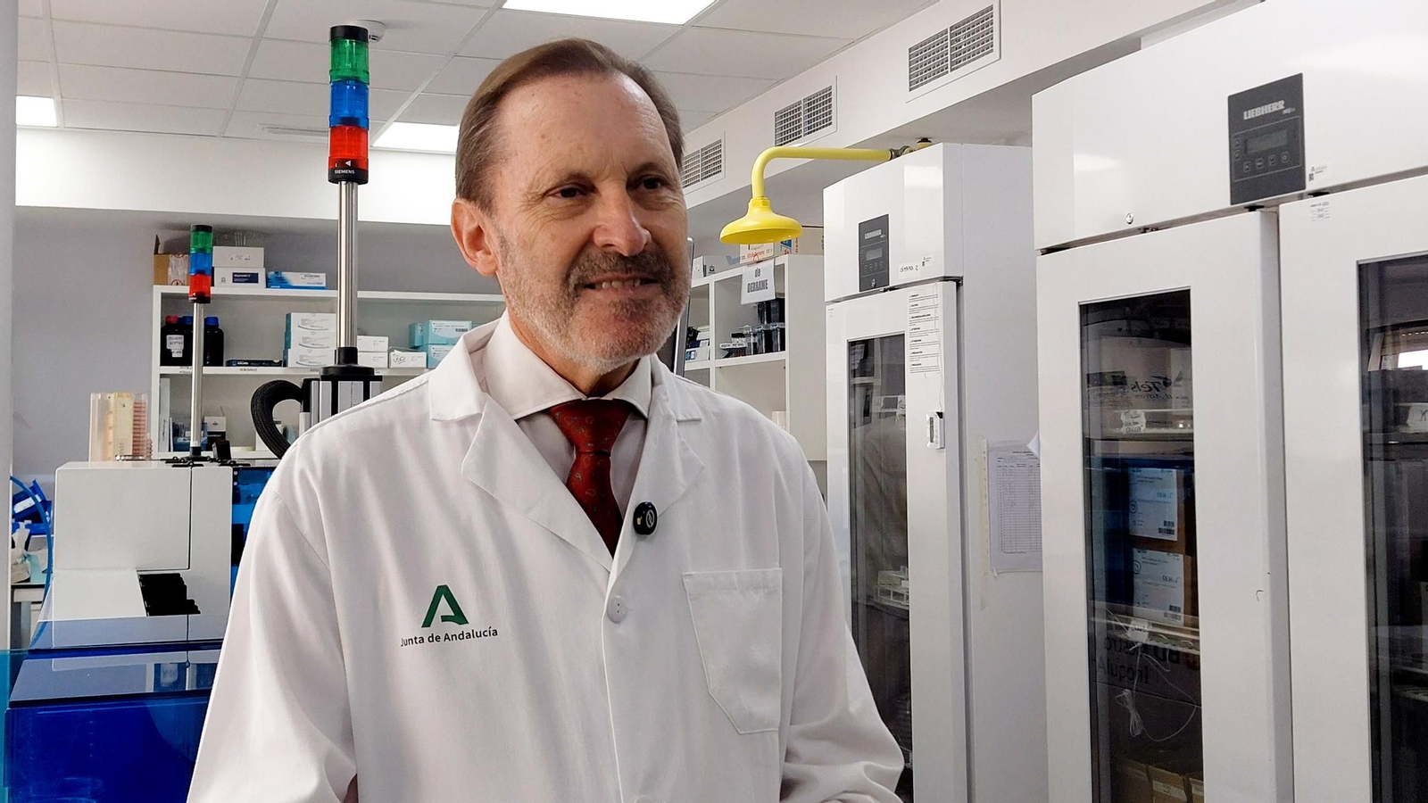 El doctor Álvaro Pascual, orgullo del Virgen Macarena y de la ciencia andaluza El doctor Álvaro Pascual, orgullo del Virgen Macarena y de la ciencia andaluza