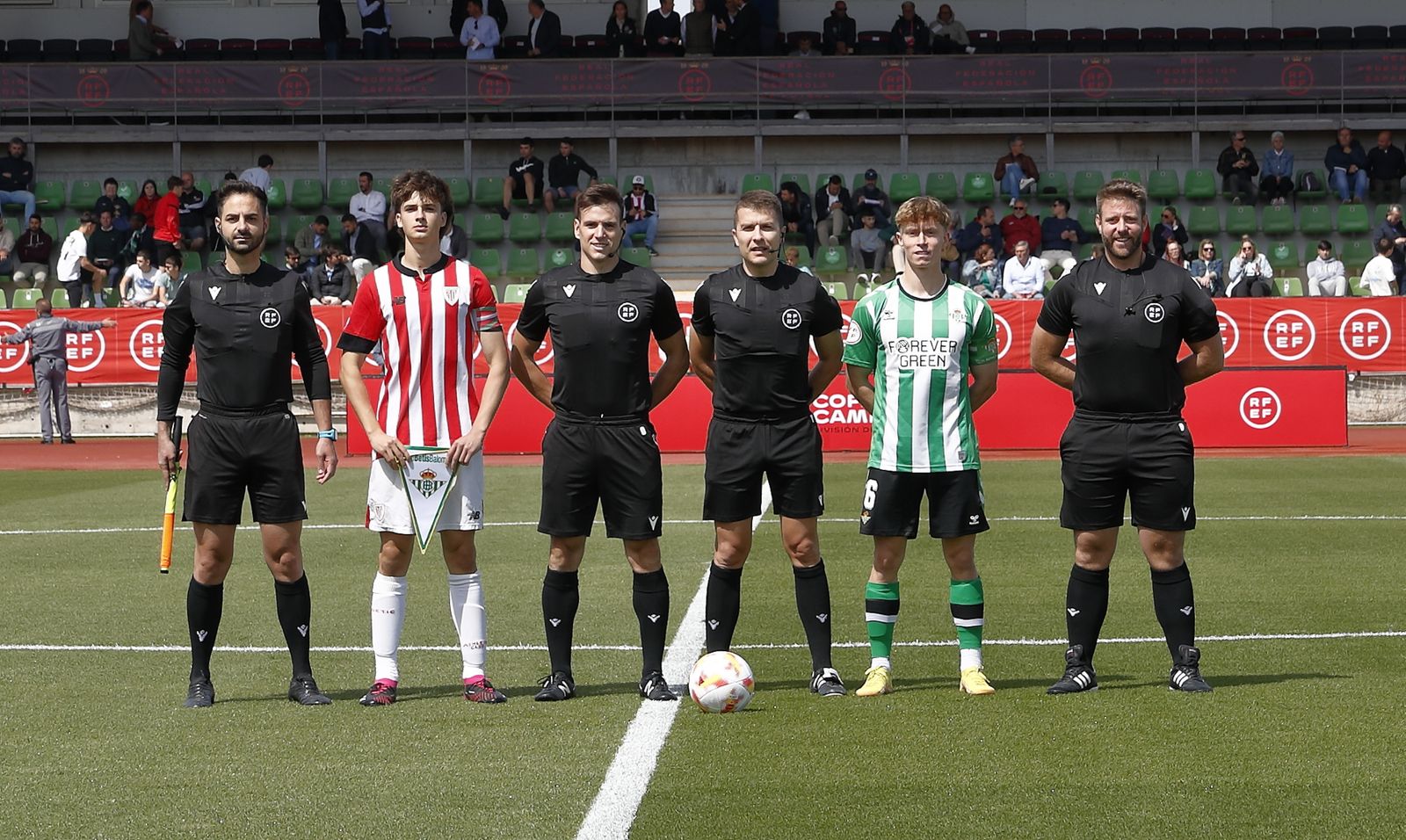 Las fotos del Betis finalista de la Copa de Campeones sub 19