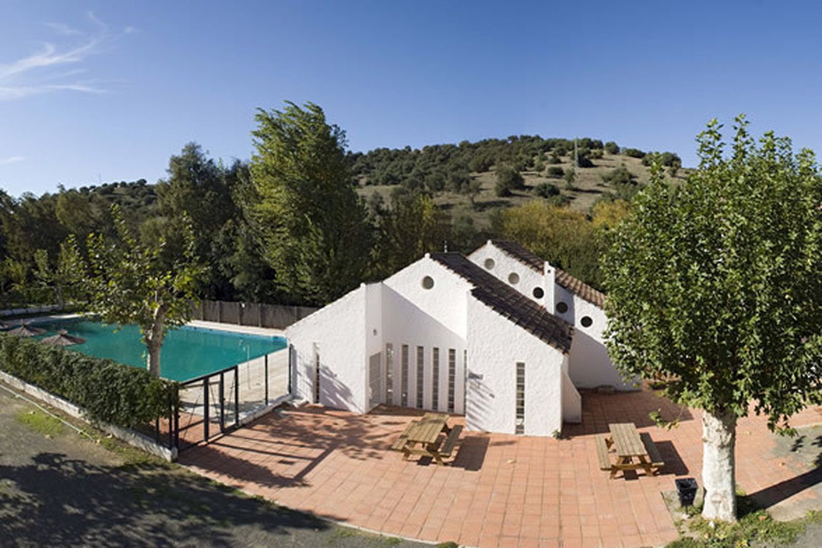 Imagen del albergue de El Bosque en la web de Intujoven.