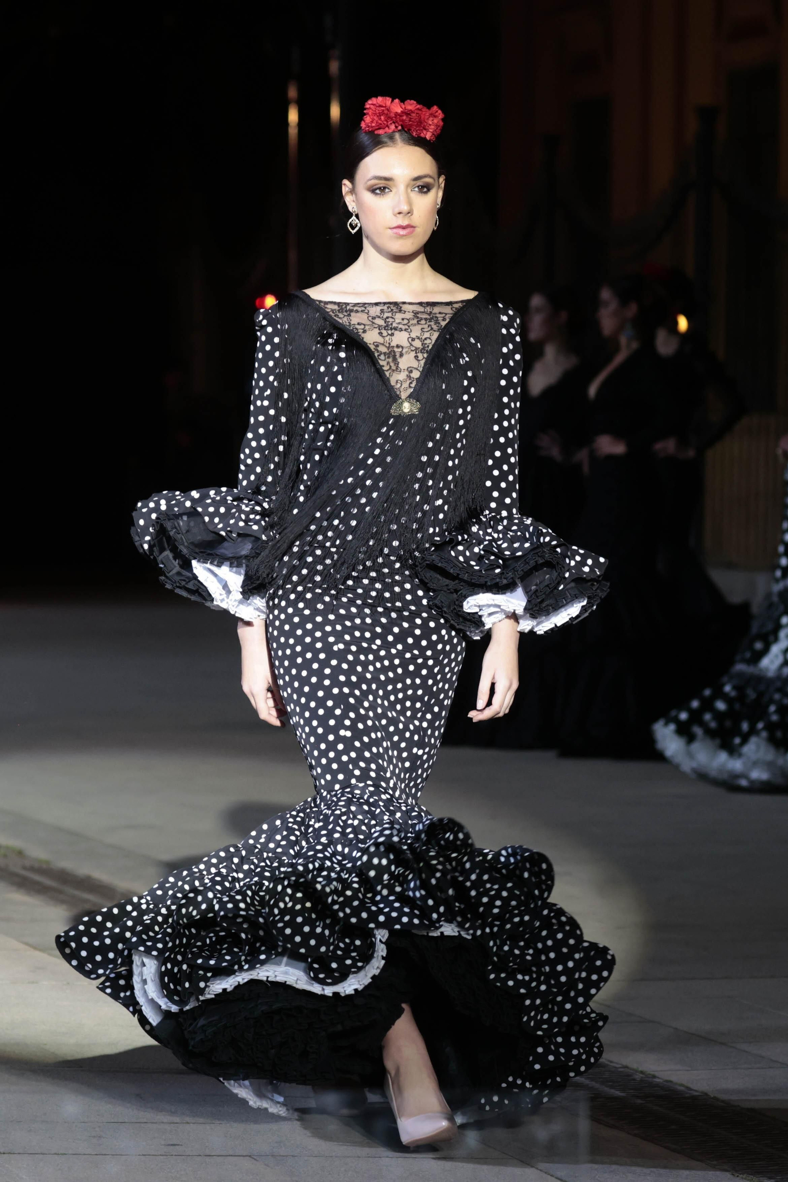 El desfile Andalucía es flamenca en el Palacio de San Telmo, todas las fotos