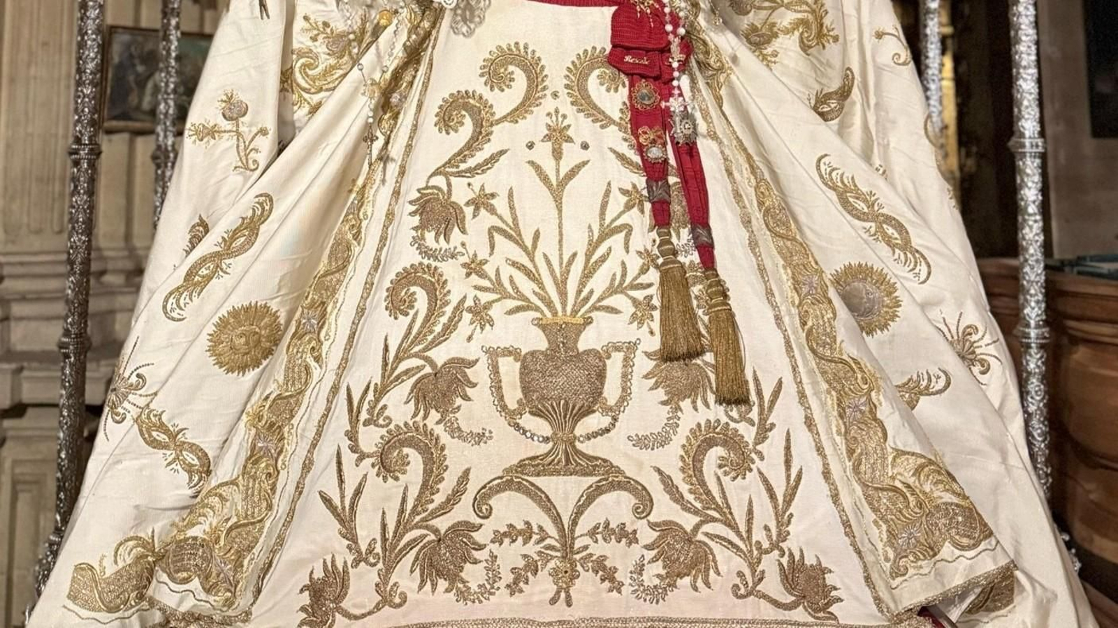 Fotogalería ‘Granada bajo palio’ 2025: María Santísima de la Encarnación