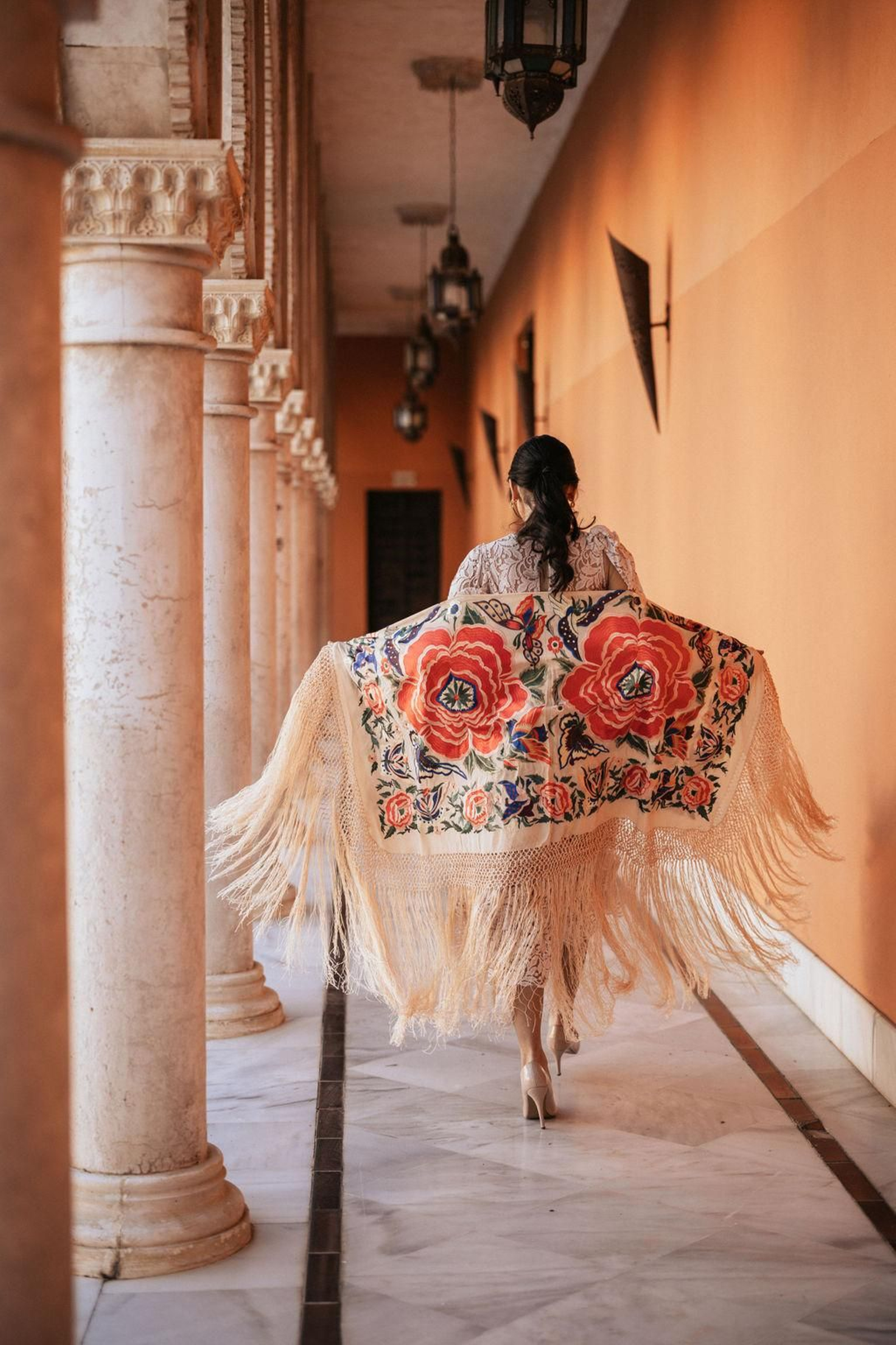 Uno de los mantones de la firma Vestir Arte.