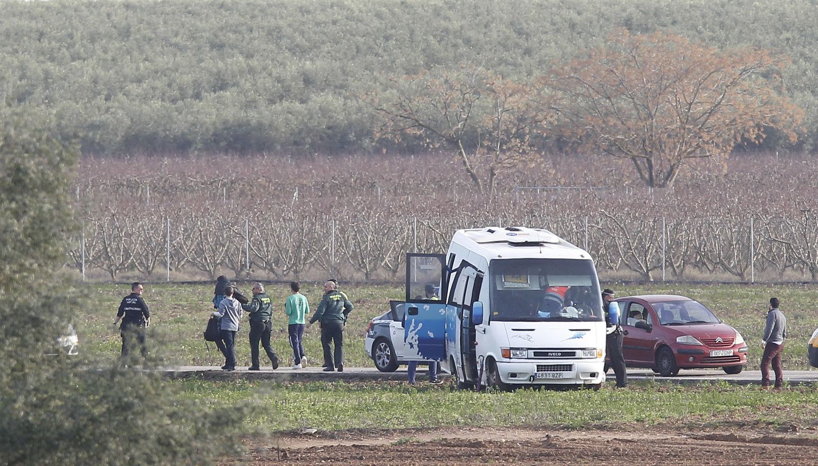 El accidente del autobús escolar, en imágenes