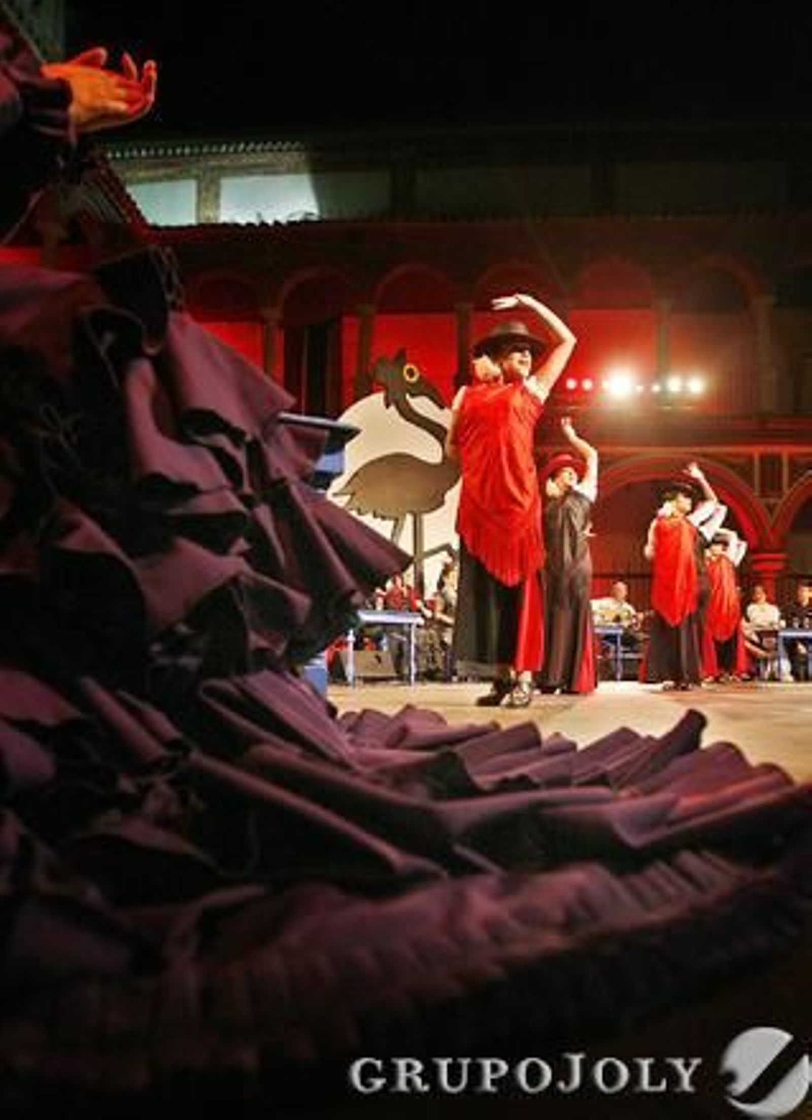 La producción 'Aquellos cafés cantantes'.

Foto: Ó. Barrionuevo y R. A. Butelo