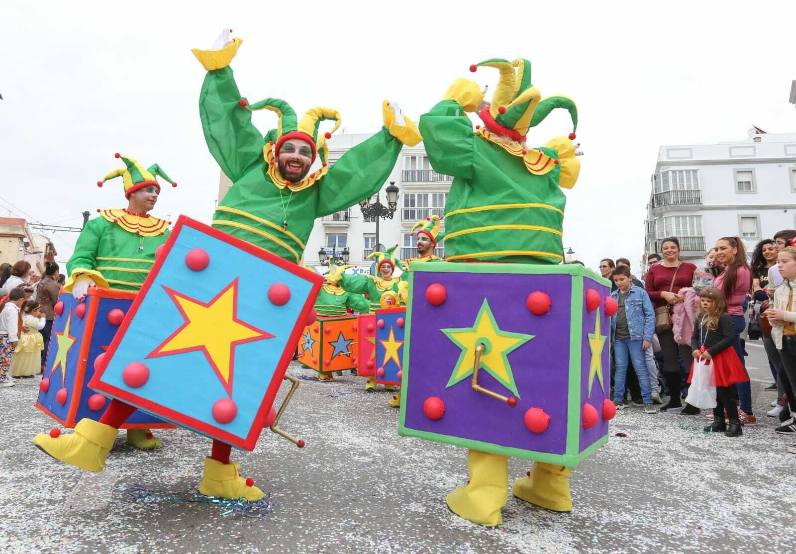 Imágenes de la Cabalgata del Humor en Chiclana