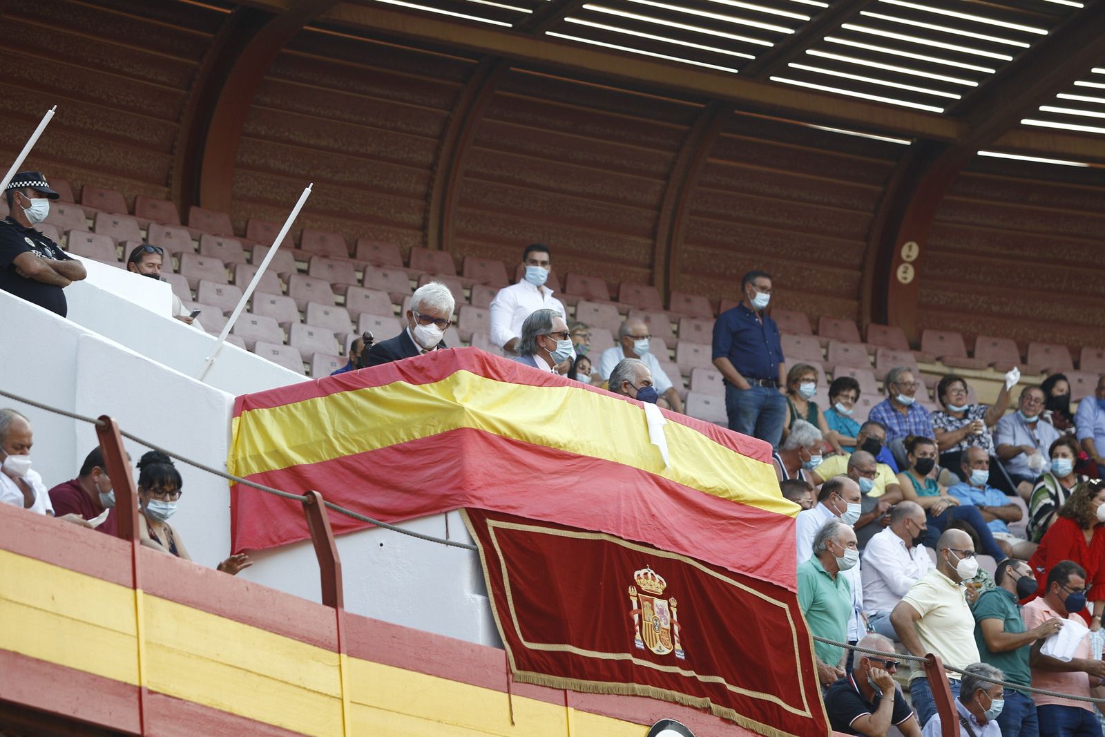 Fotogalería corrida de toros. Cayetano Rivera, Paco Ureña y Roca Rey. Roquetas de Mar.