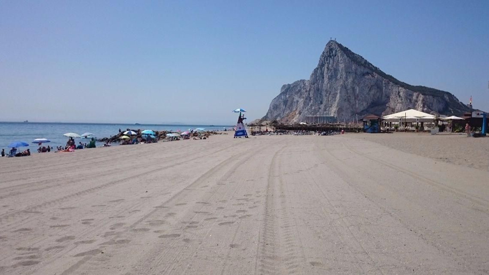Playa de Santa Bárbara, en La Línea