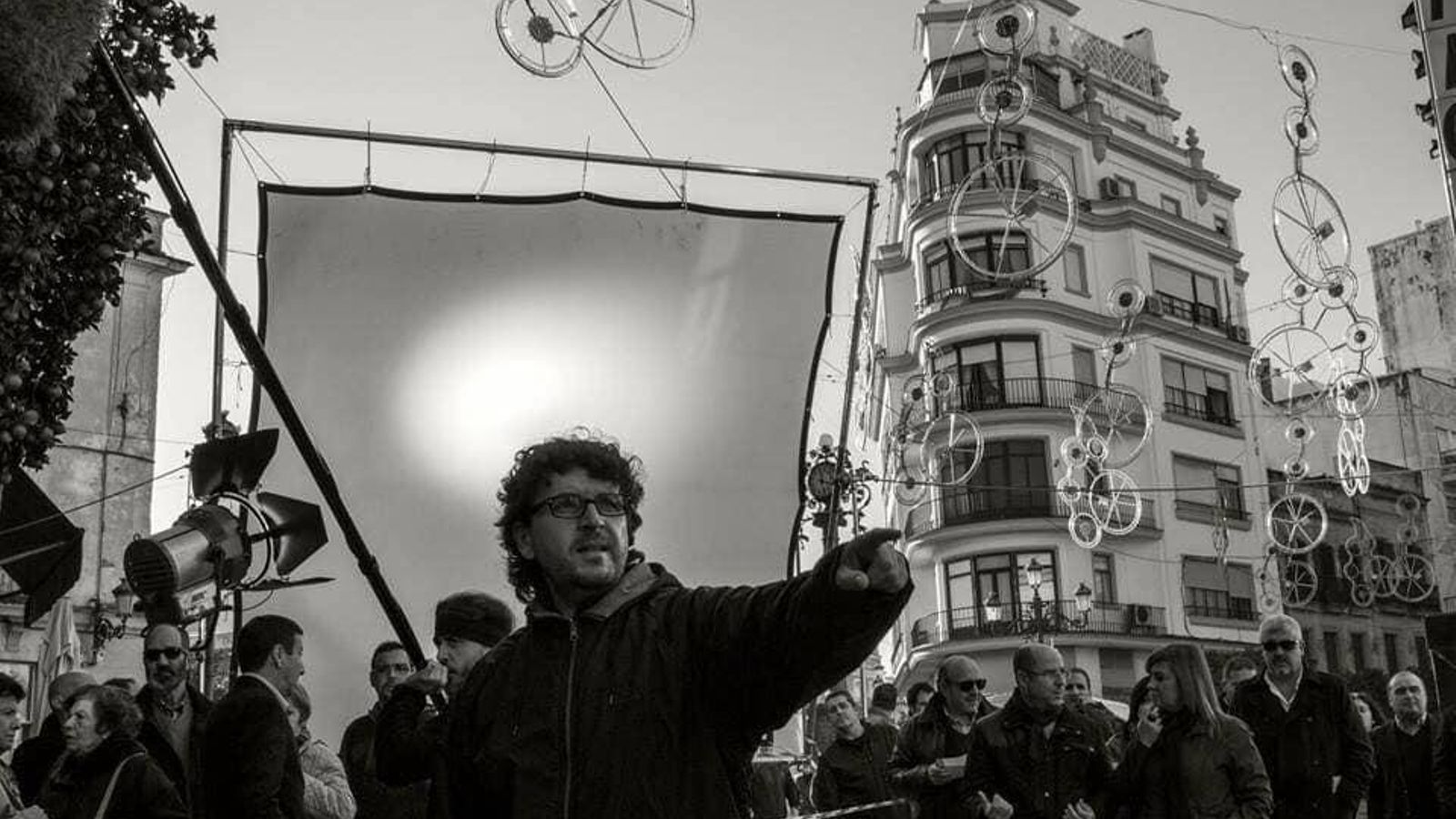 Juan Miguel del Castillo dirigiendo ‘Techo y comida’ (2014).