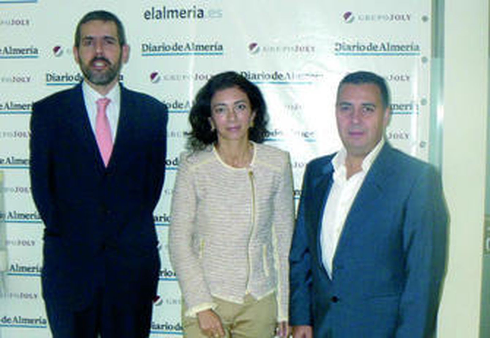 Los economistas Pablo Castillo, Mercedes Rico y José García.