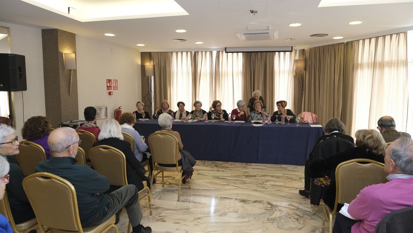 Imágenes del encuentro anual de los docentes jubilados almerienses, ADOJAL