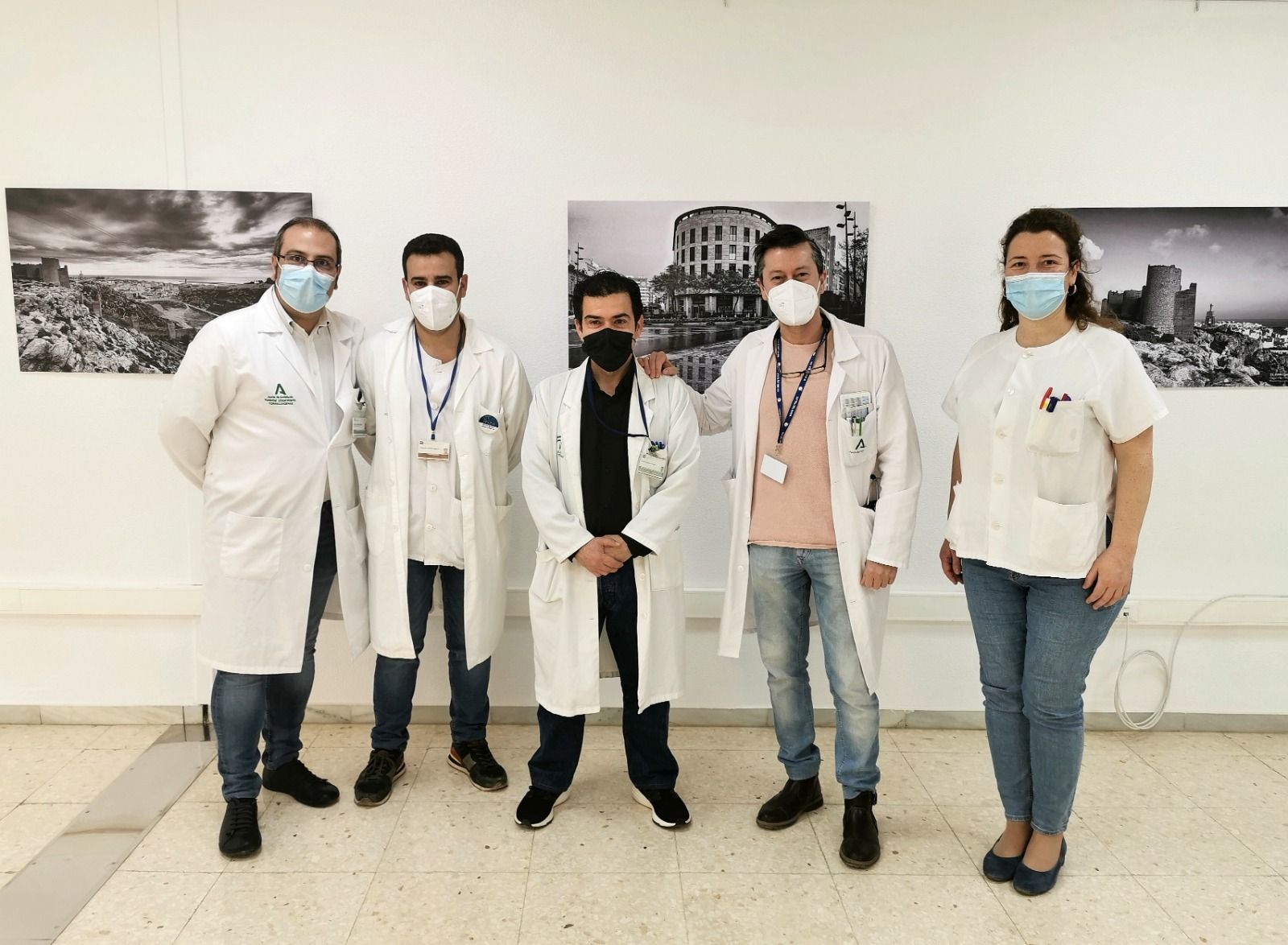 El hospital Torrecárdenas expone las fotografías ‘Miradas desde mi teléfono’ del neurólogo Pablo Quiroga