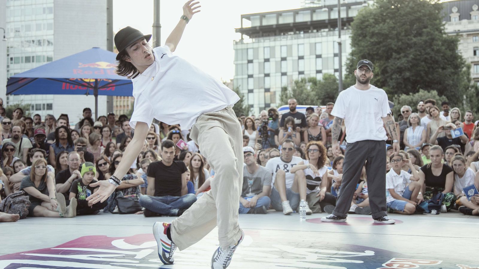 En los duelos, los bailarines tendrán que improvisar los pasos, según la música que suene.