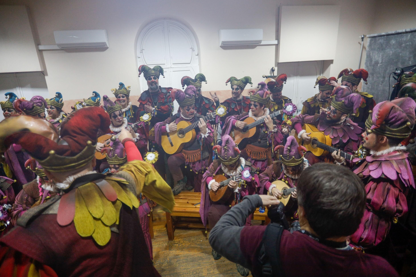 Ambiente en los camerinos en la octava sesión de preliminares del COAC-