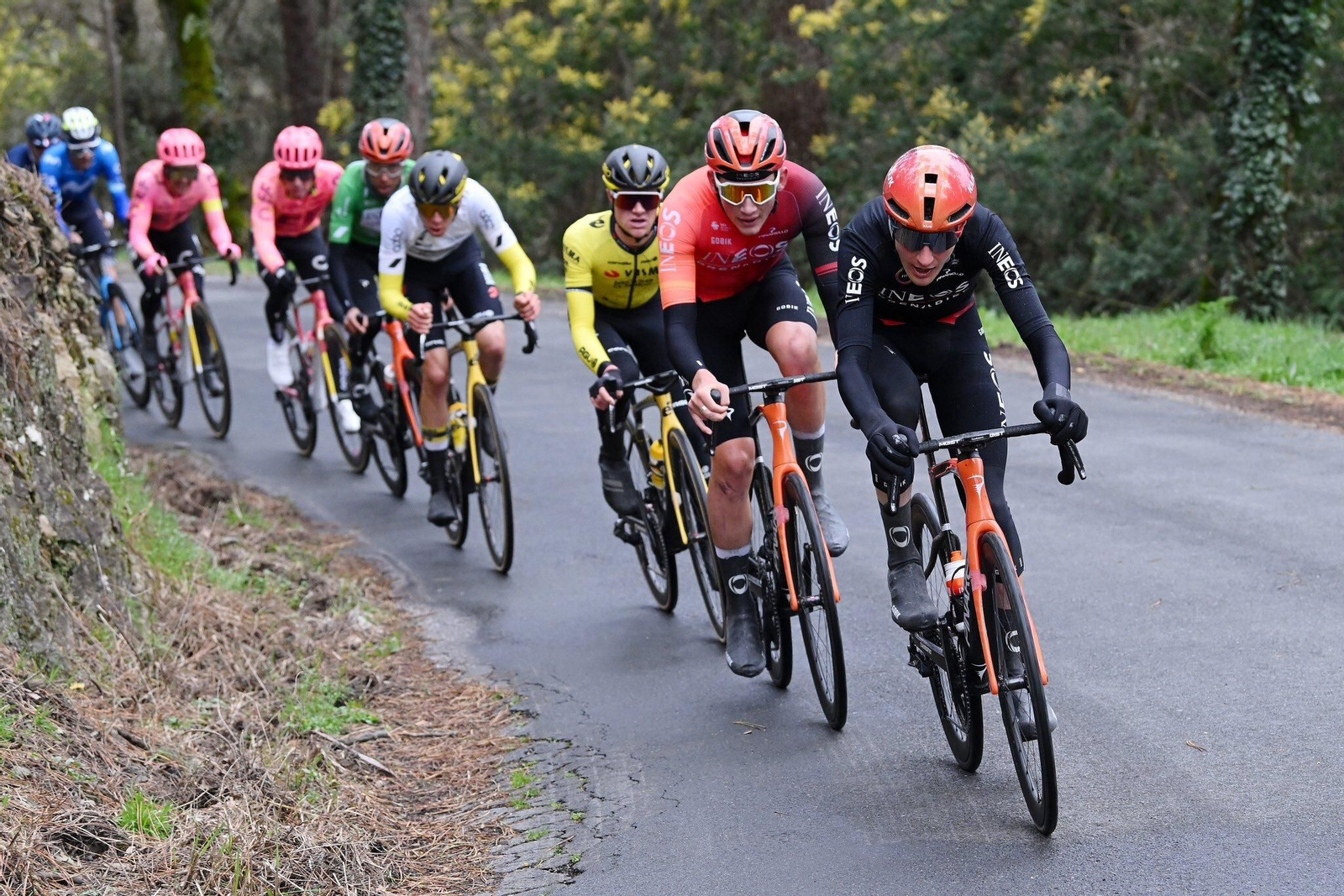 Carlos Rodríguez tira del pelotón en una prueba anterior.