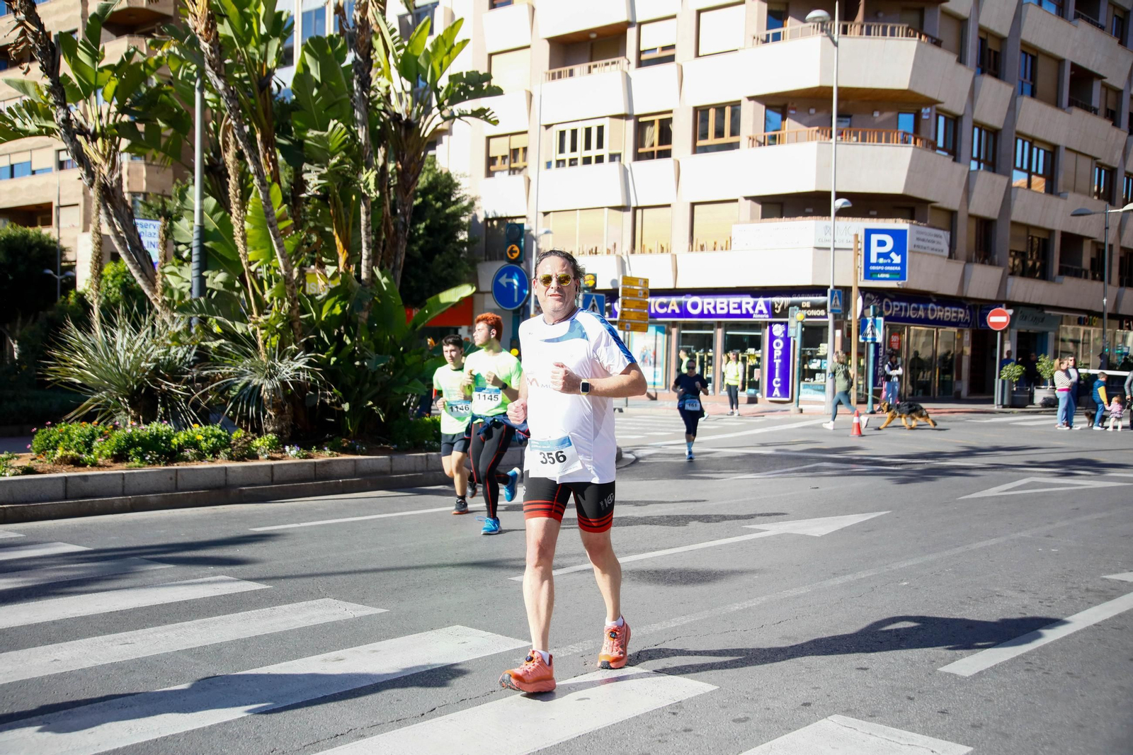 Imágenes de la Carrera contra el Cáncer de Almería