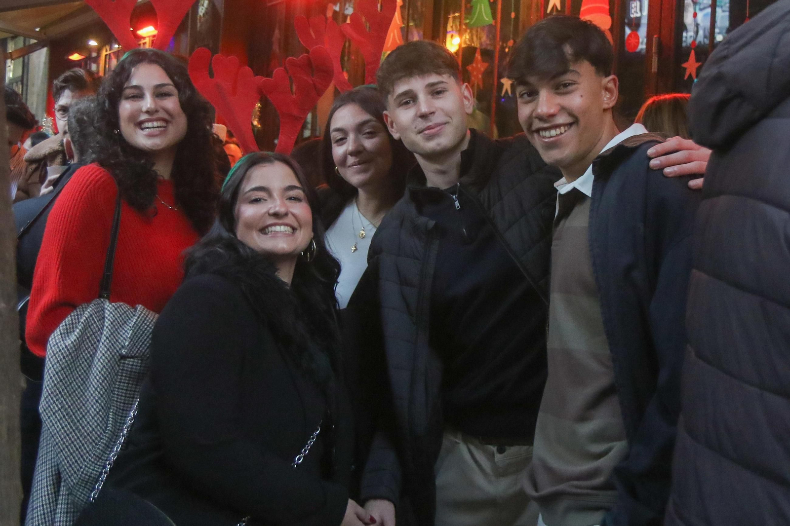 Así es el ambiente en Granada antes de Nochebuena