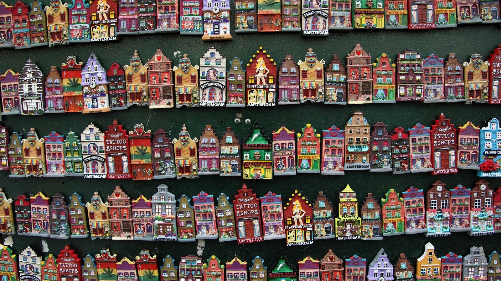 Colección de imanes con cosas típicas de Amsterdam