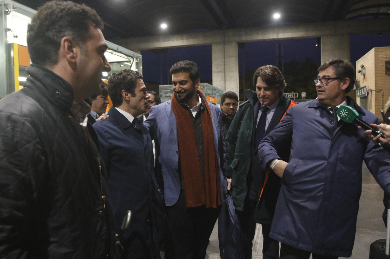 Las fotos de la llegada de los dueños del Córdoba CF a la ciudad