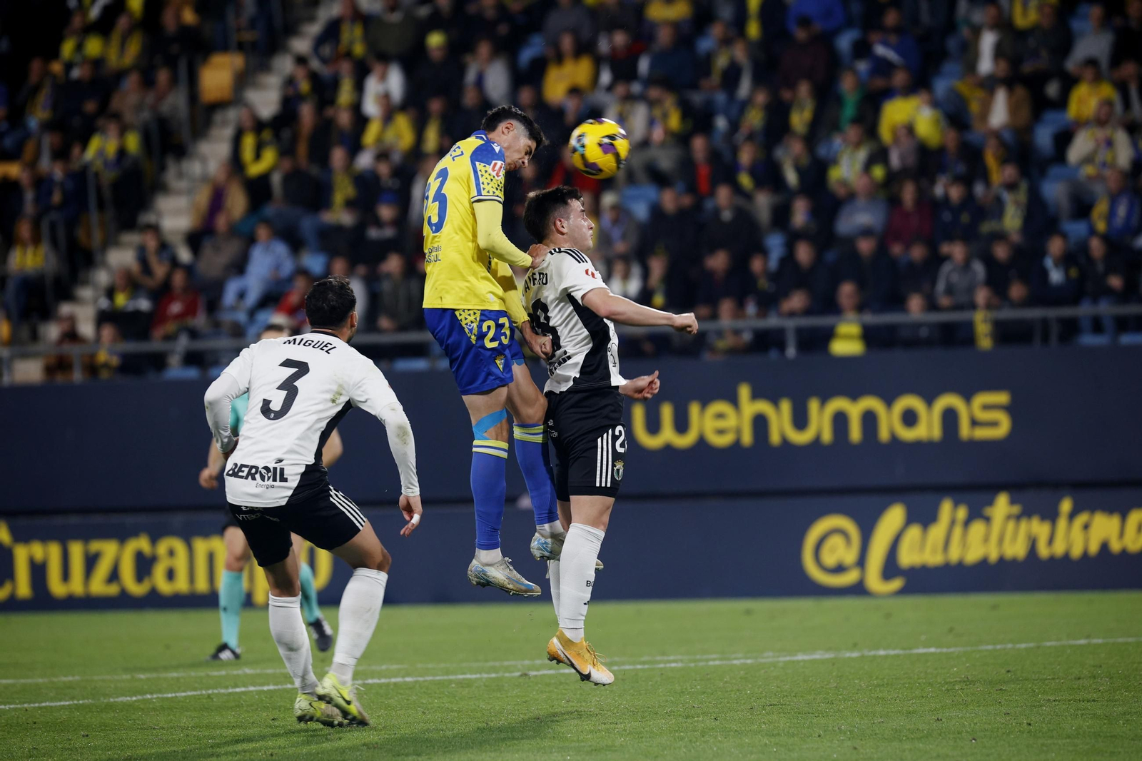 Las imágenes del partido de fútbol Cádiz CF - Burgos
