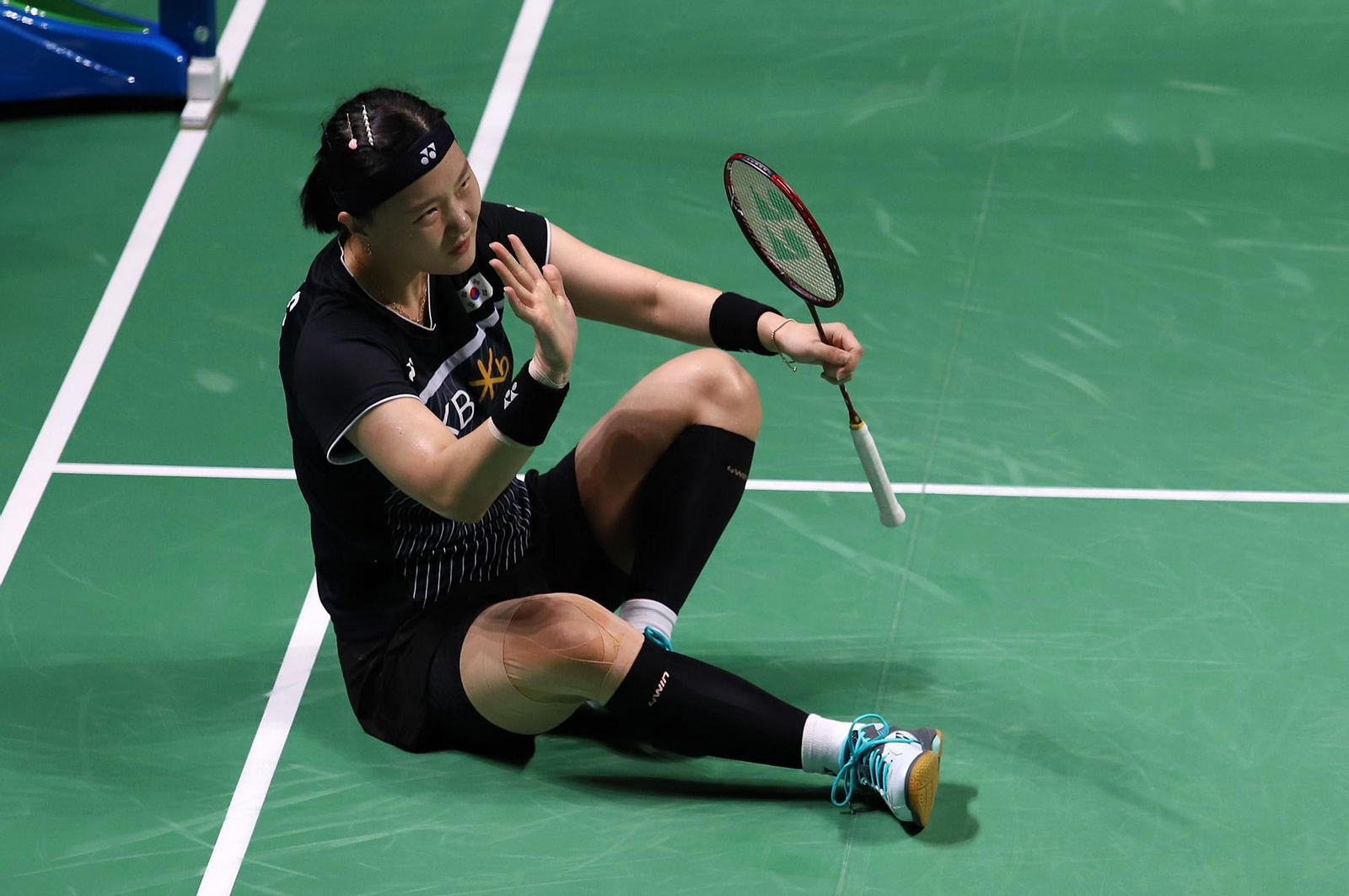 Huelva 2021: final doble femenina CHEN Qing Chen, JIA Yi Fan-LEE Sohee,SHIN Seungchan. Mundial de Bádminton Huelva´21