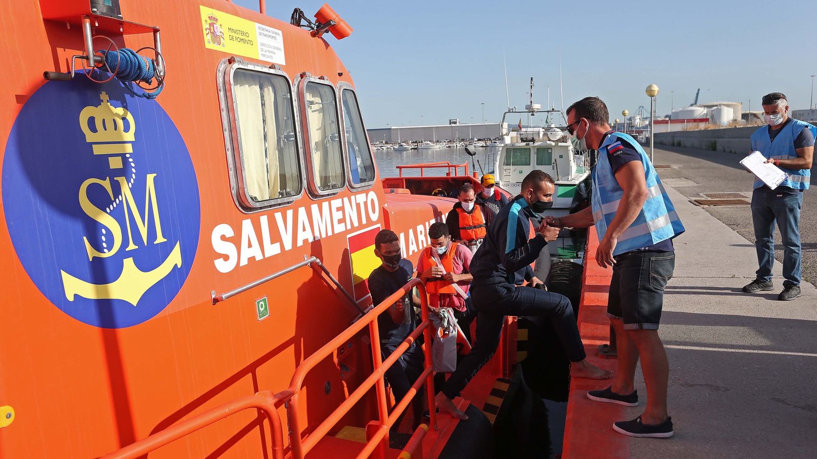 Retorno de la inmigración ilegal en el Estrecho