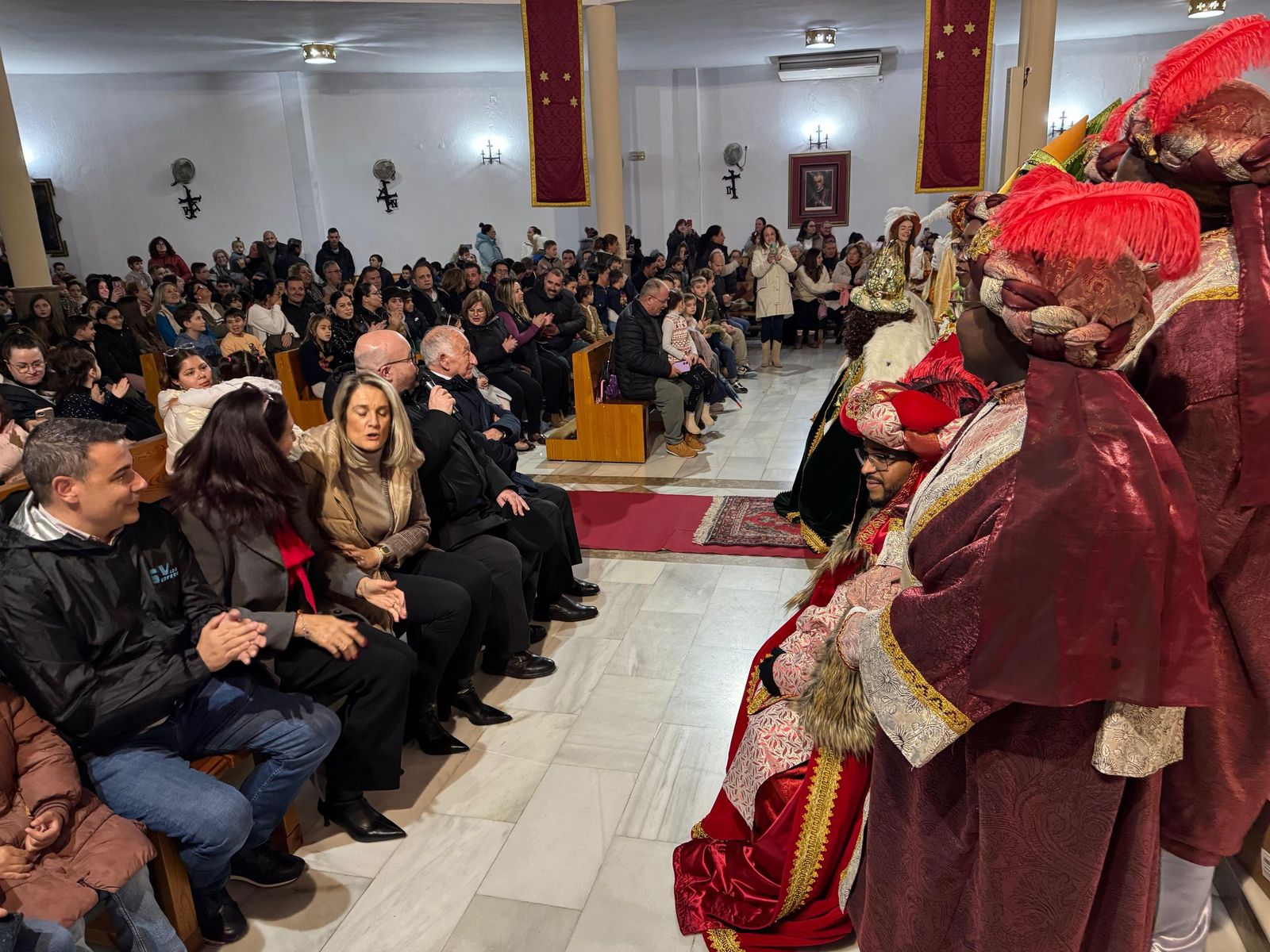 El éxito de la llegada de los Reyes Magos a Roquetas de Mar, en imágenes