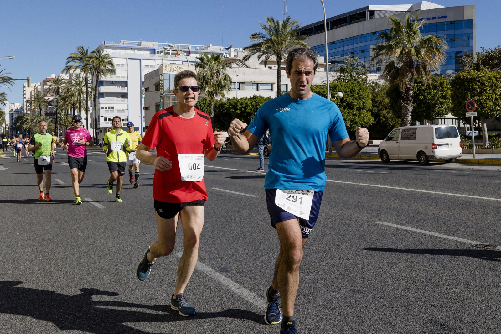 Las imágenes de la media maratón Bahía de Cádiz 2023.