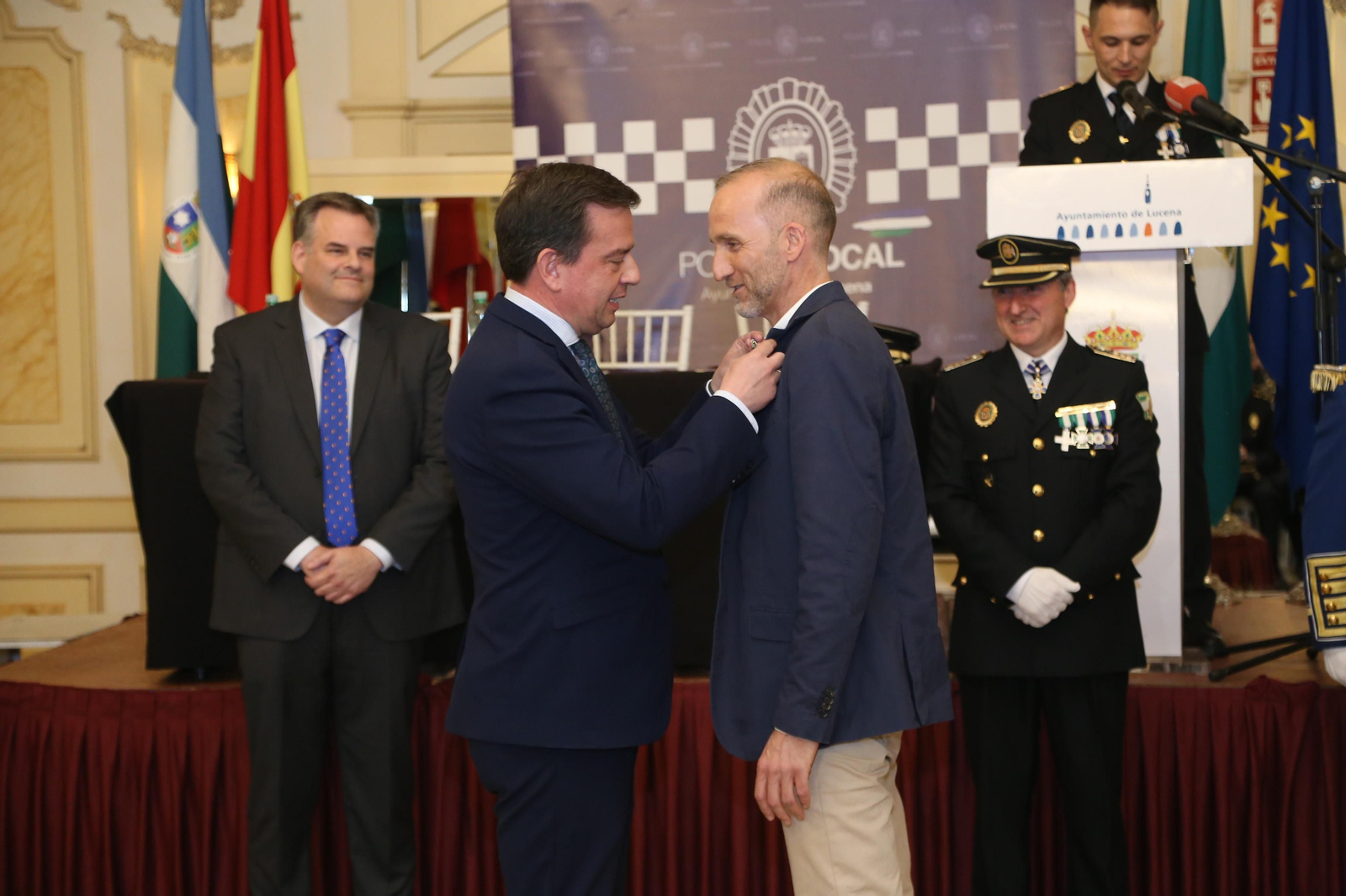 La celebración de San Jorge, patrón de la Policía Local de Lucena, en imágenes