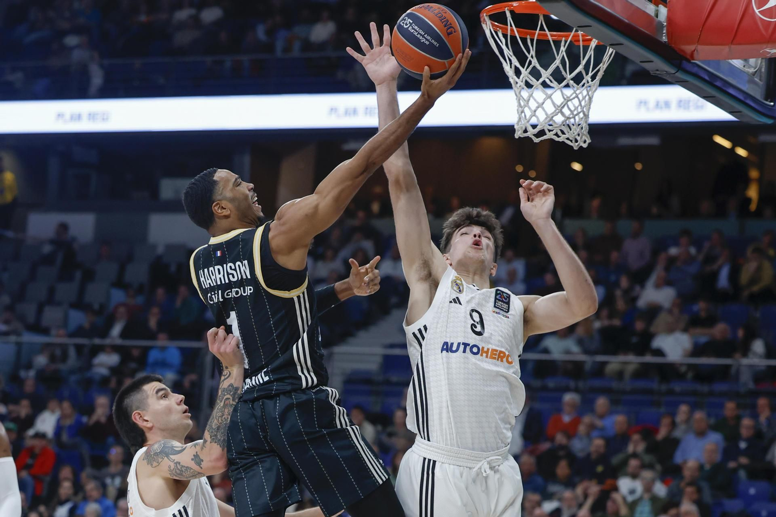 El Madrid cumple expediente en Euroliga antes de ir a Málaga