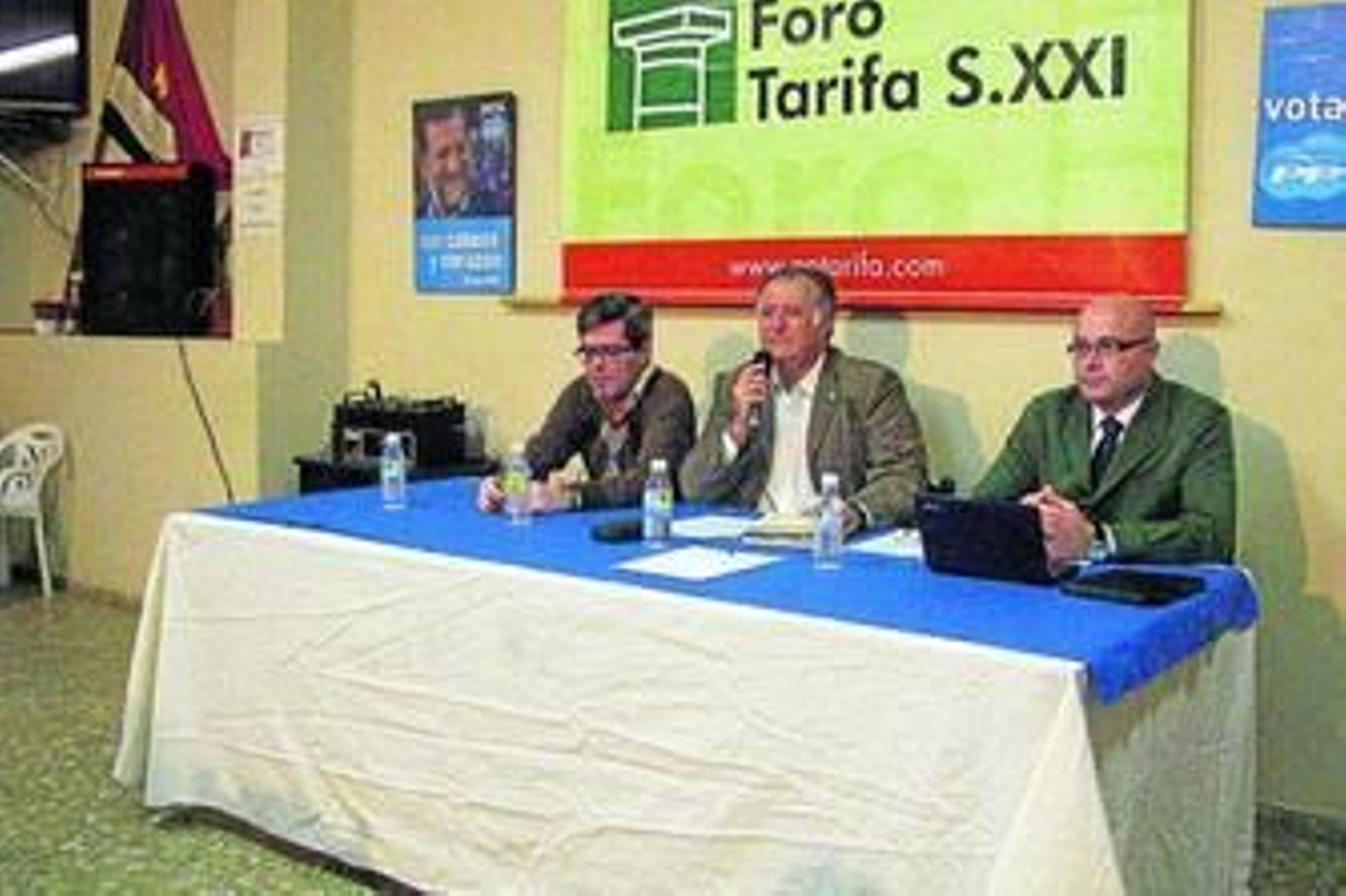 Imagen de la conferencia organizada por el PP de Tarifa.