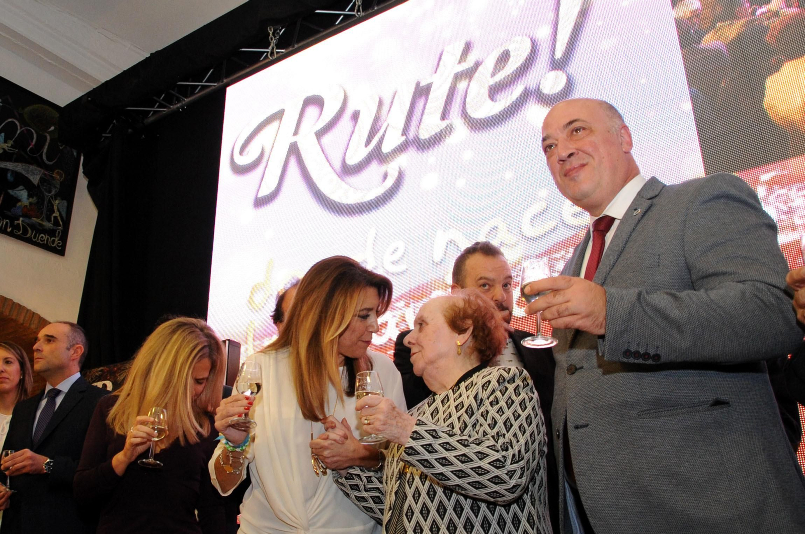 El PSOE no se inmuta a pesar del malestar y las ganas de cambio. Susana Díaz, ayer en Rute.