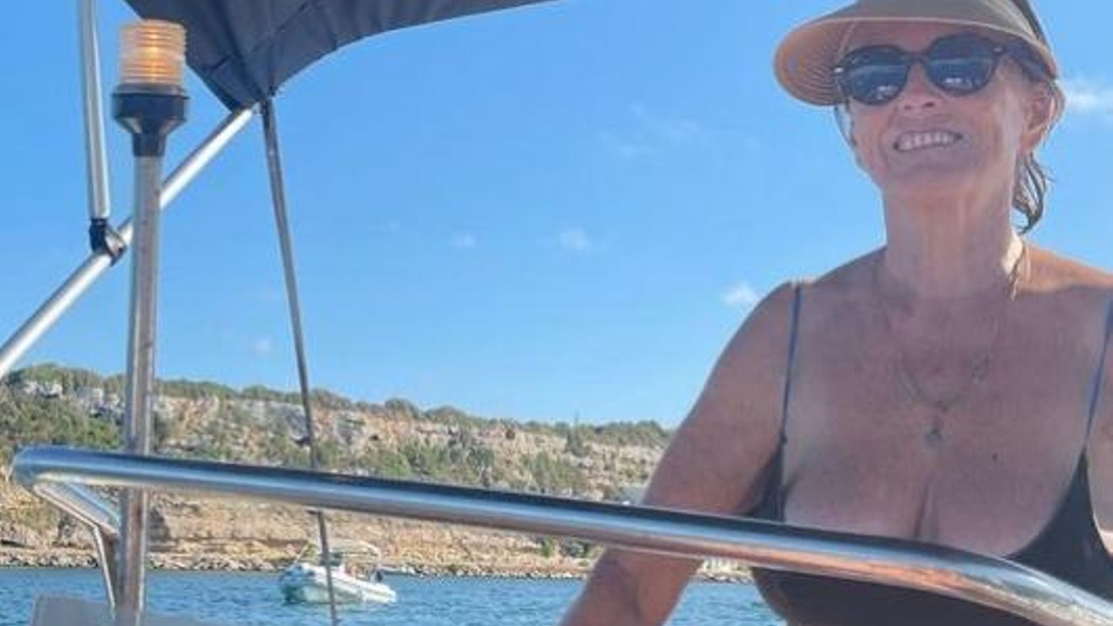 Mercedes Milà en su barco