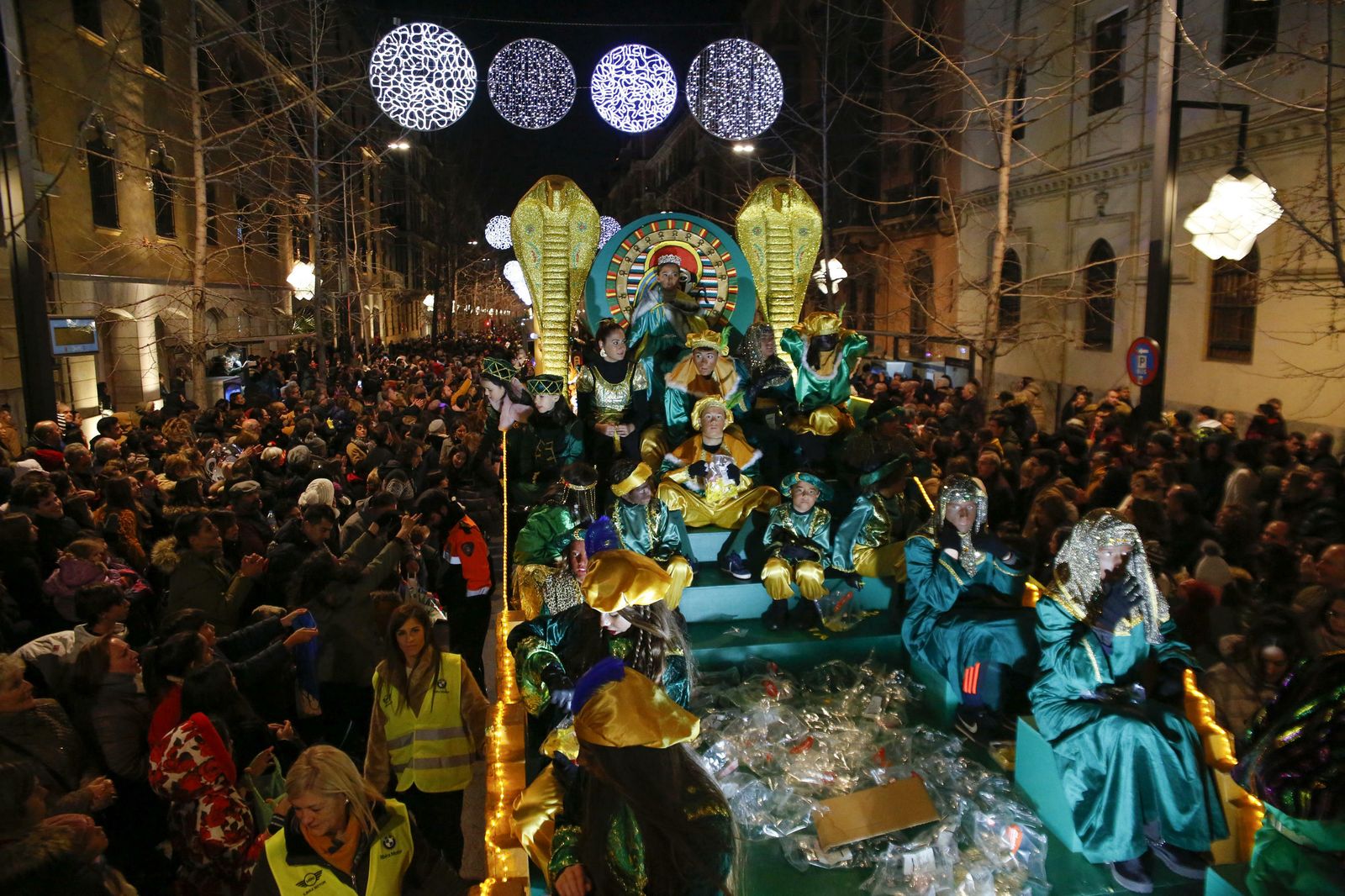 Todas las imágenes de la Cabalgata de Reyes de Granada