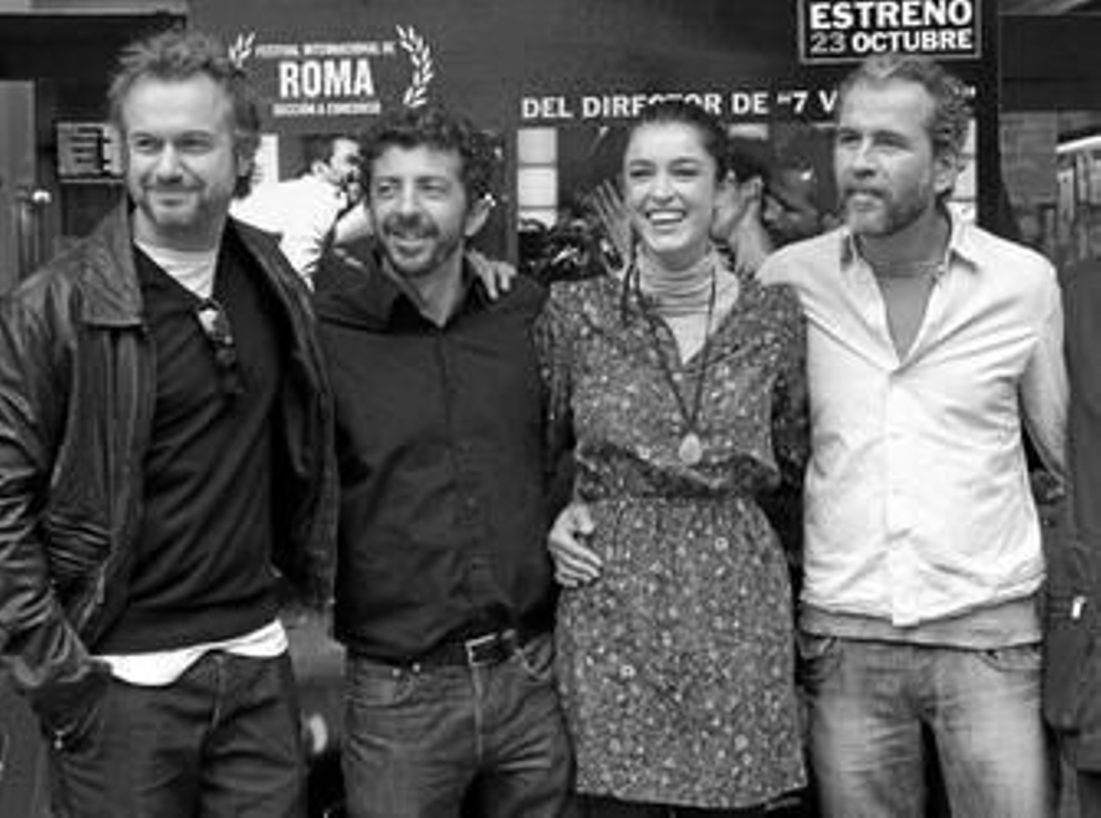 Tristán Ulloa (i), Alberto Rodríguez, Blanca Romero y Willy Toledo, ayer, en la presentación del filme.