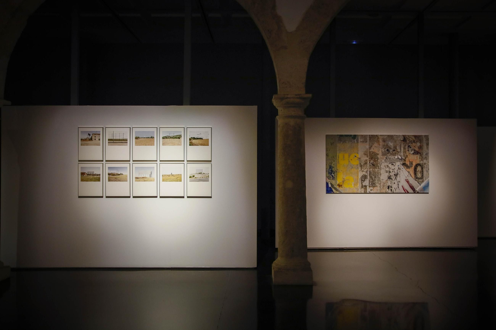 La exposición fotográfica 'Espacio disponible' de Eduardo Nave en el Centro Andaluz de la Fotografía de Almería, en imágenes