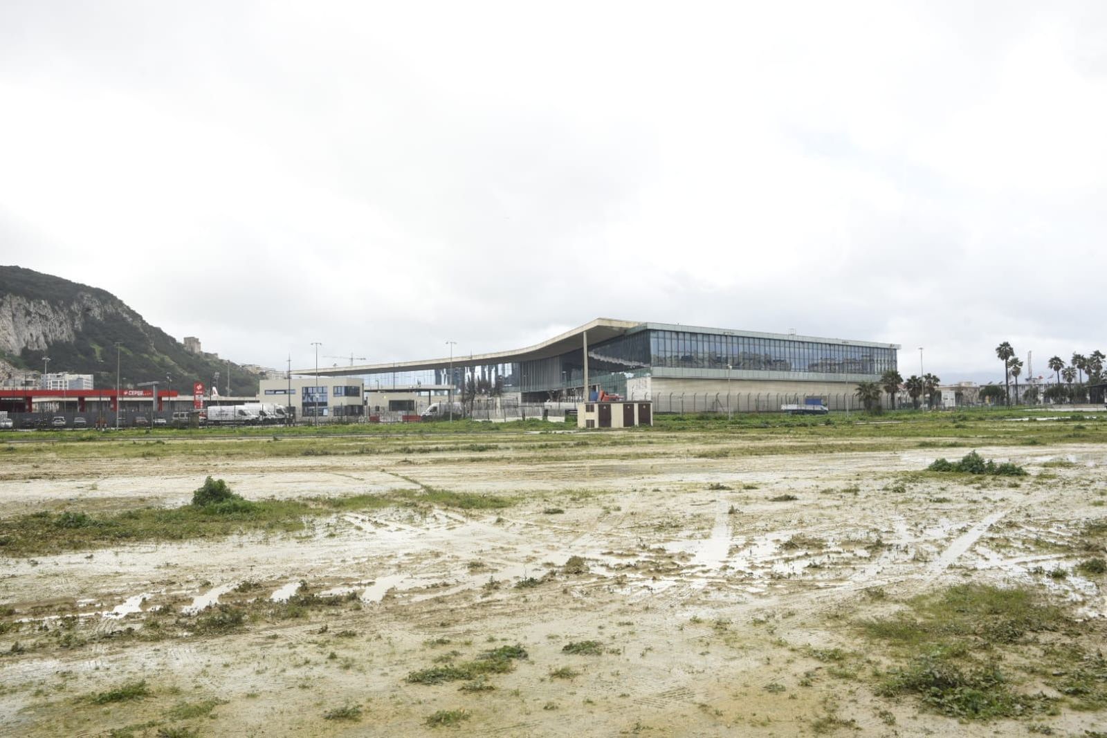 La zona del aeropuerto más cercana a La Línea.