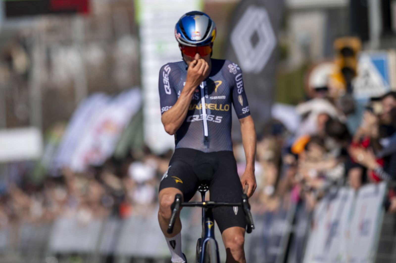 Las mejores fotos de la etapa final de la Ruta del Sol Vuelta a Andalucía con desenlace en Lucena