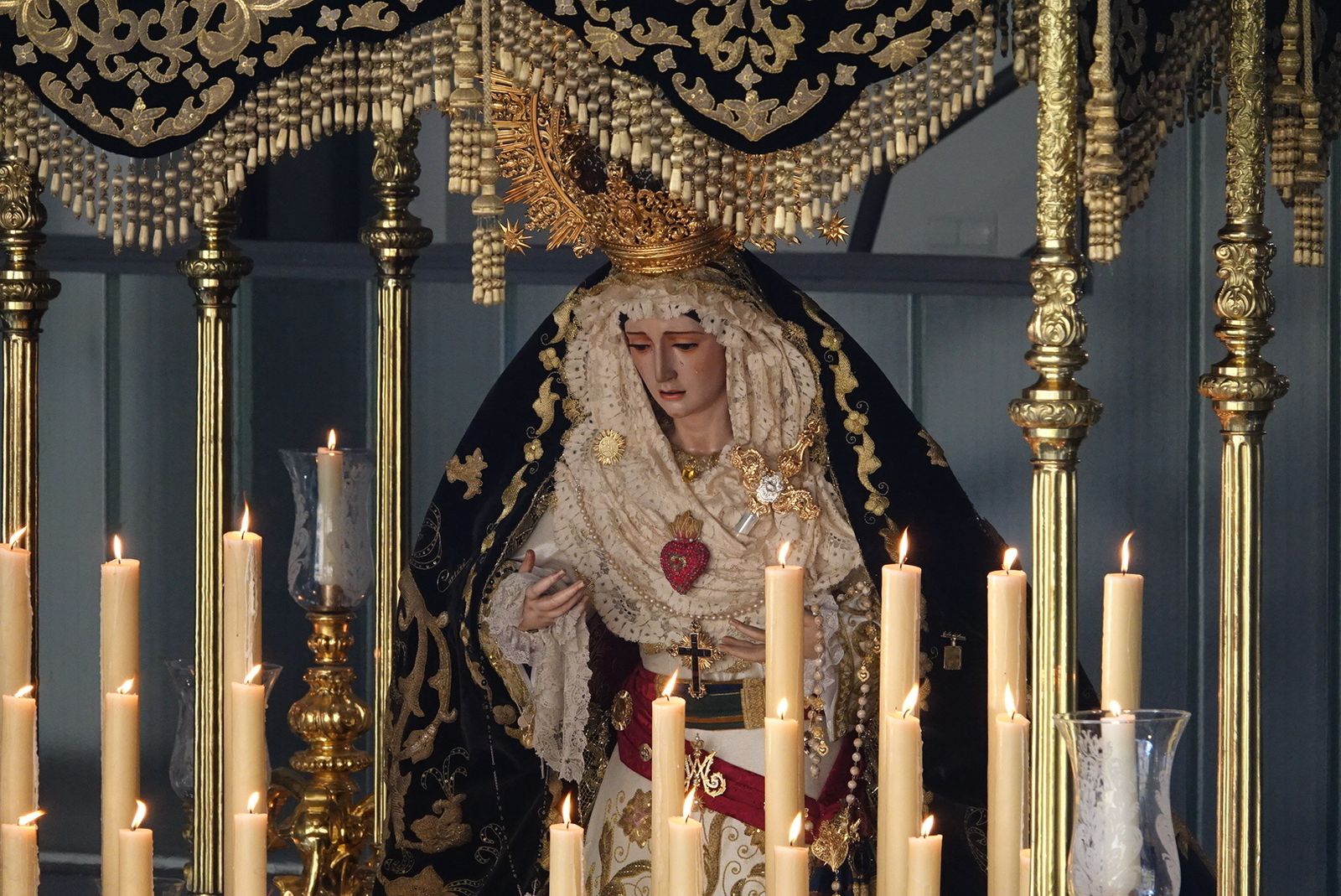 Las fotos de la cofradía del Amor, en el Viernes Santo de Málaga