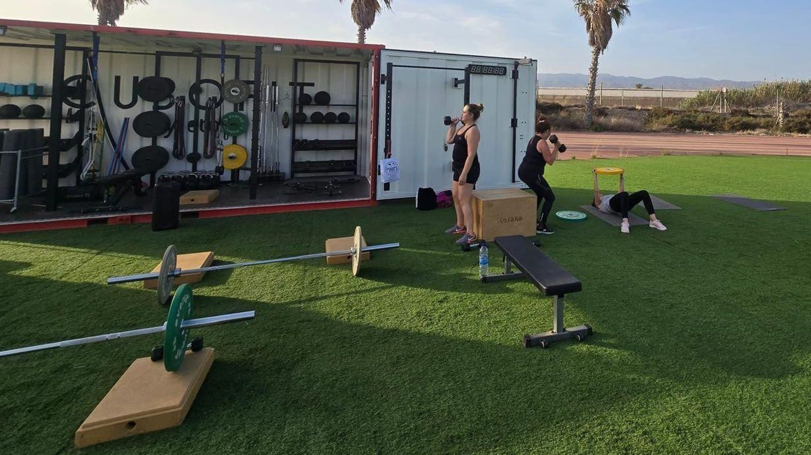 Sesión de entrenamiento para muejeres supervivientes de cáncer de mama, EFICAN.