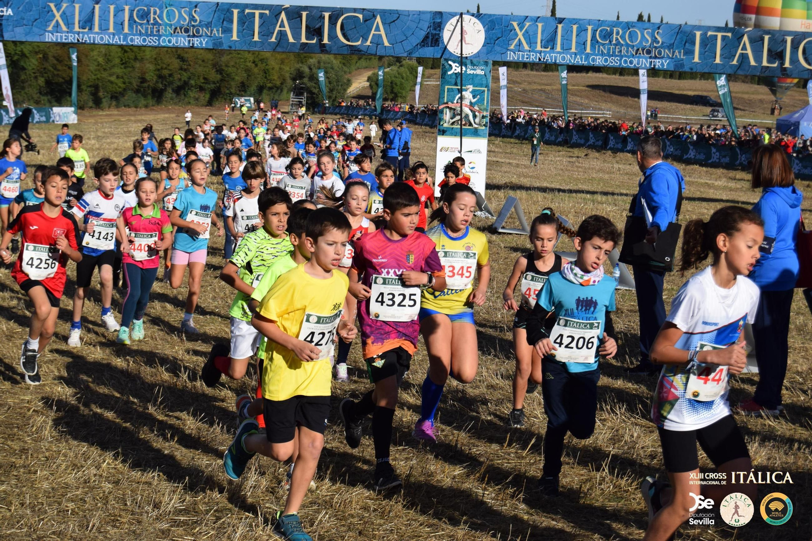 Búscate en las fotos del Cross de Itálica 2025 | 9