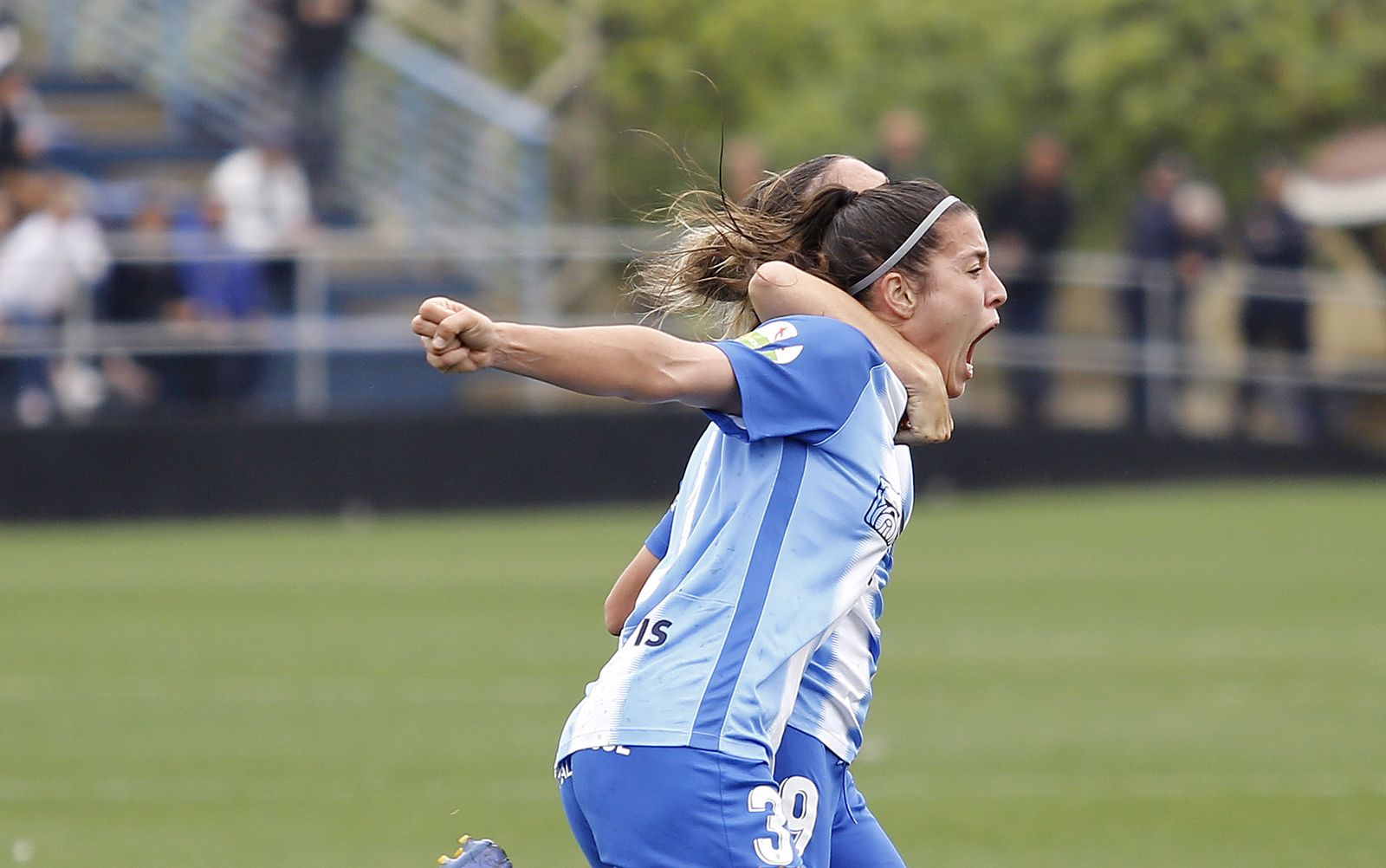 Las jugadoras del Málaga celebran un gol.